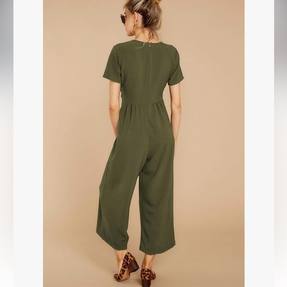 QEARAL olive green short sleeves wide leg lightweight jumpsuit‎ Sz L - Picture 2 of 9